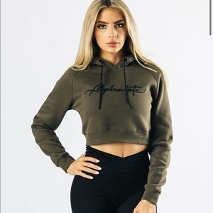 Alphalete Signature Crop Hoodie in Canteen (M)